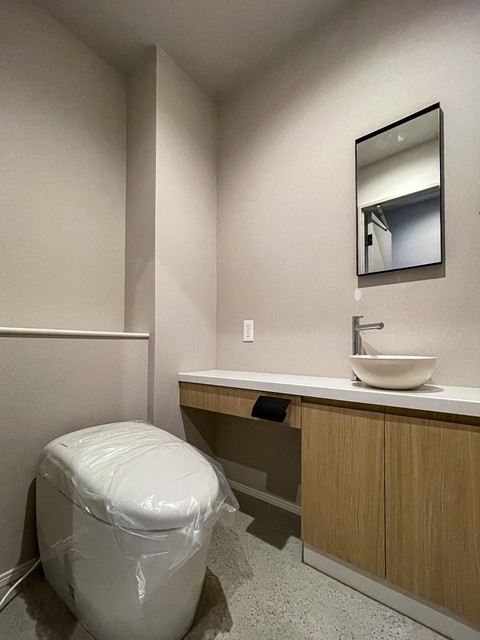 トイレ　※写真は同タイプ住戸です。