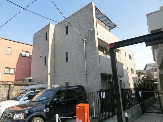 建物外観　オートロック対応物件★