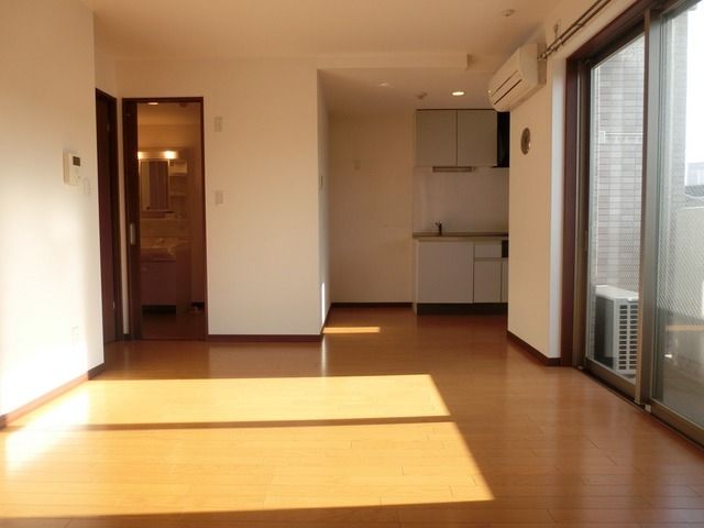 居室・リビング　日当たり良好です