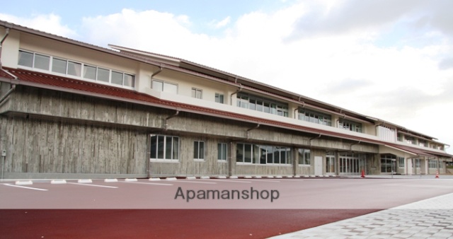 中学校　安来第一中学校（中学校）まで850m