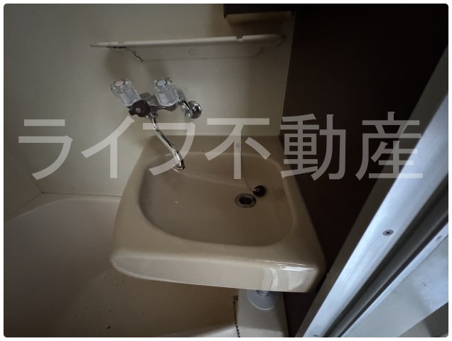洗面設備　コンパクトで使いやすい洗面所