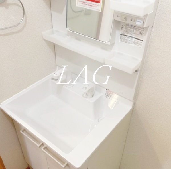 洗面設備　独立洗面台です。