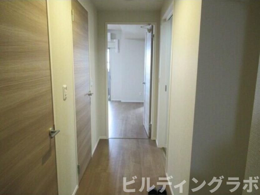 玄関　別号室参考画像です。