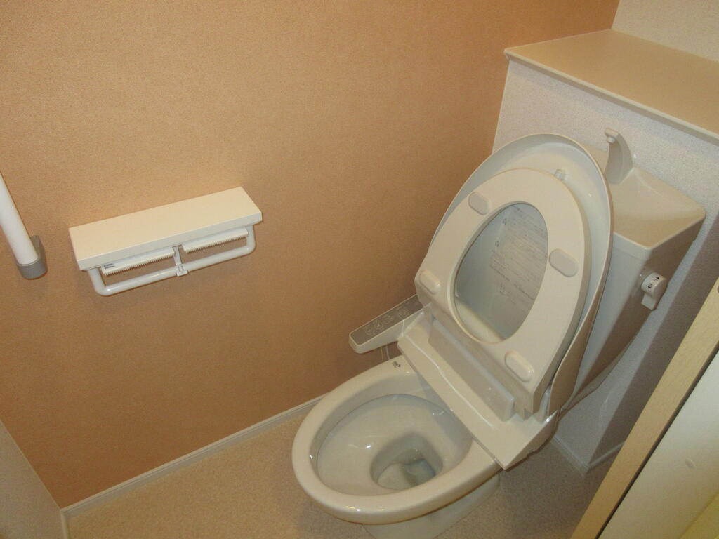 トイレ　トイレ