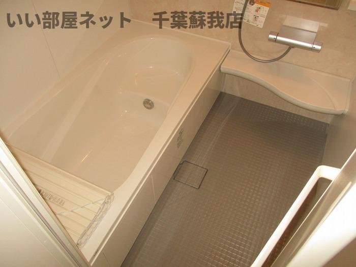 バス・シャワールーム　日々の疲れを癒すお風呂付です