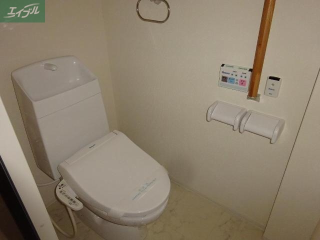 トイレ　シャワー付トイレ