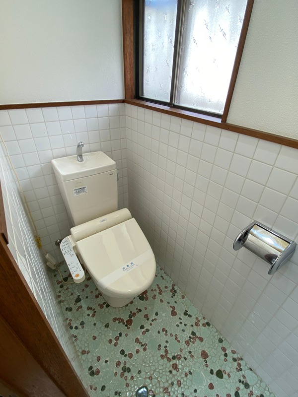 トイレ　シンプルで使いやすいトイレです