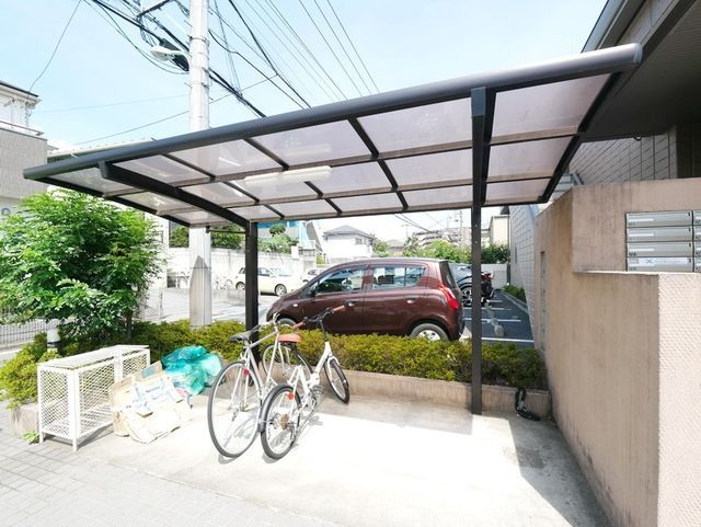 その他共有部分　★駐輪場の様子★