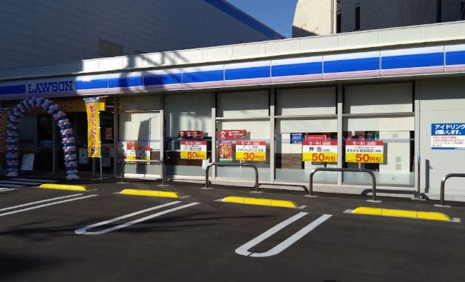 コンビニ　ローソン葛飾立石五丁目店（コンビニ）まで214m