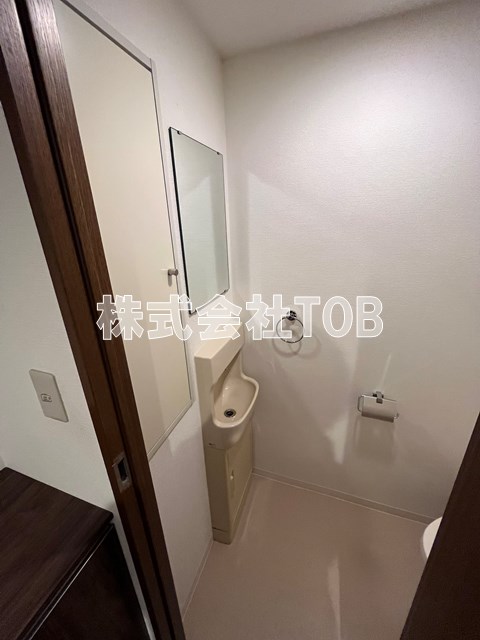 その他　※同間取り反転タイプ写真です