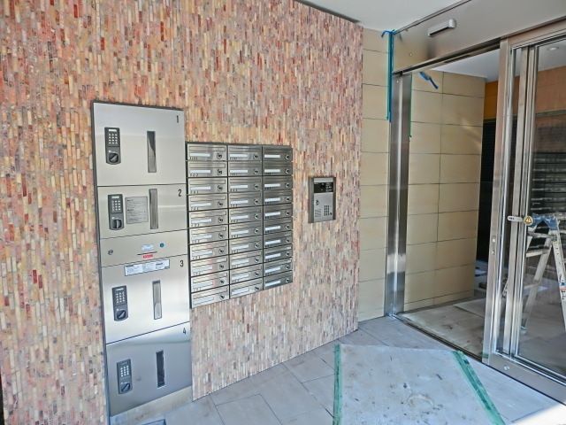 その他共有部分　オートロック　宅配ＢＯＸ　集合ＰＯＳＴ完備