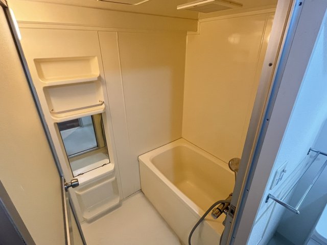 バス・シャワールーム　日々の暮らしに欠かせないお風呂です