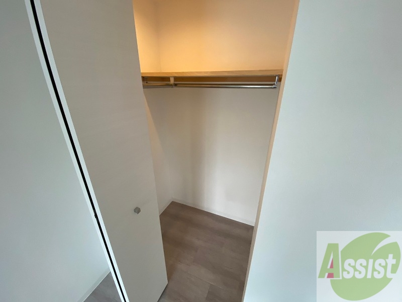 収納　寝室のクローゼットです。部屋がすっきり片付きます。