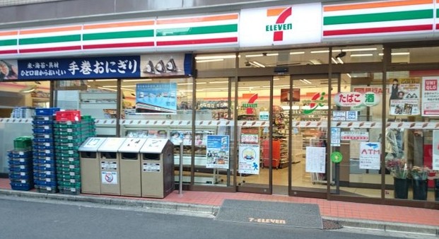 コンビニ　セブンイレブン港区麻布十番3丁目店（コンビニ）まで66m