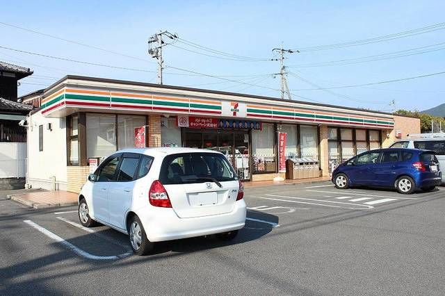 コンビニ　セブンイレブン　浜玉店（コンビニ）まで210m
