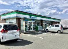 コンビニ　ファミリーマート花巻やまの神店（コンビニ）まで374m