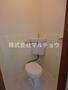 トイレ　落ち着いた色調のトイレです