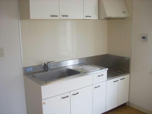 キッチン　※別部屋写真
