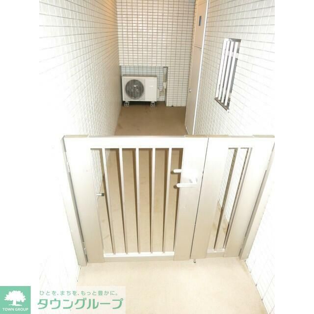 玄関　お部屋探しは株式会社　タウンハウジング　までお気軽にお問合…