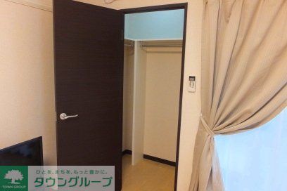 収納　写真は１～２号室タイプの収納です