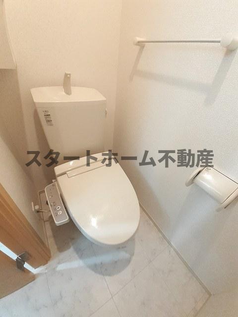 トイレ　落ち着いたトイレです