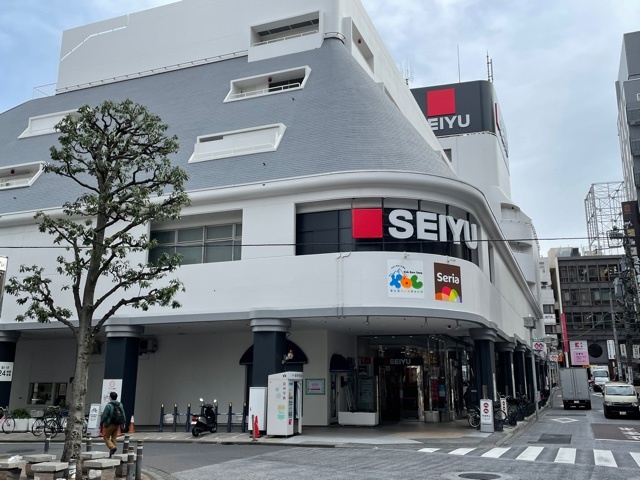 スーパー　西友三軒茶屋店（スーパー）まで400m
