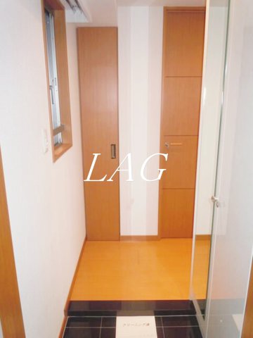玄関　玄関です。