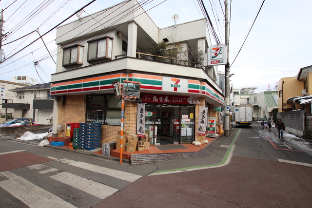 コンビニ　セブン－イレブン　所沢航空公園駅西口店（コンビニ）まで170m