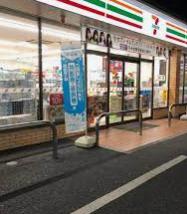 コンビニ　セブンイレブン 川口辻店（コンビニ）まで742m