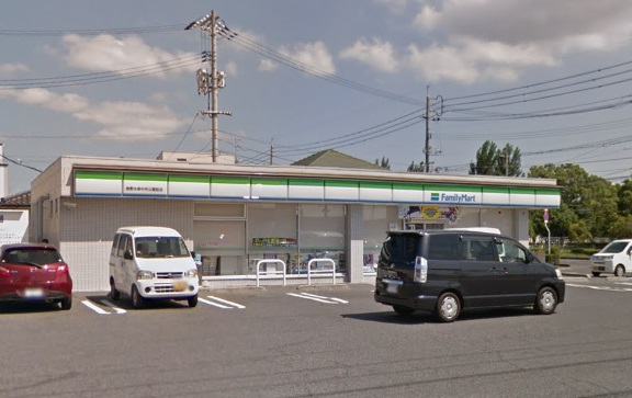 コンビニ　ファミリーマート倉敷水島中央公園前店（コンビニ）まで499m