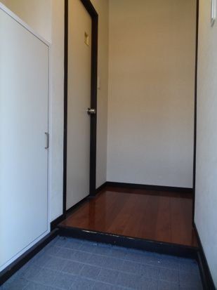 玄関　※代表タイプの写真のため実際と異なる場合がございます