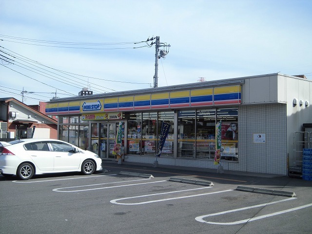 コンビニ　ミニストップ（コンビニ）まで350m