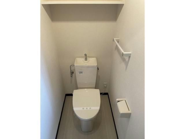 トイレ　他の号室の写真です