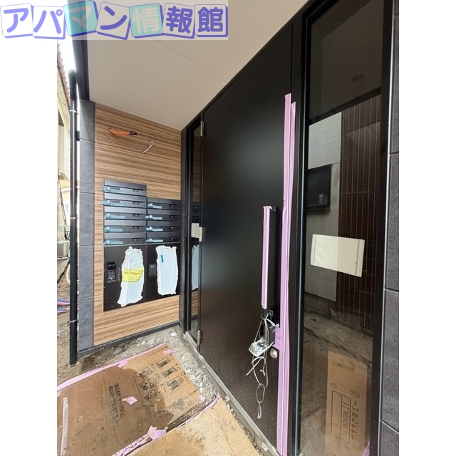 Rooms万代5の外観写真