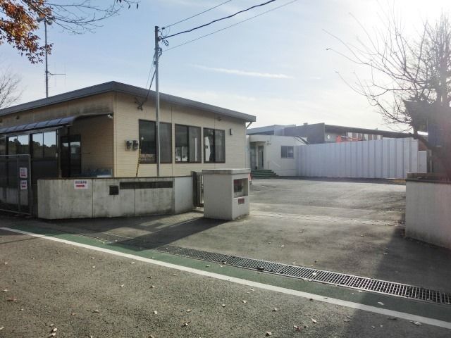 小学校　栗山小学校（小学校）まで500m