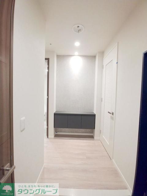玄関　※写真は同タイプ住戸です。