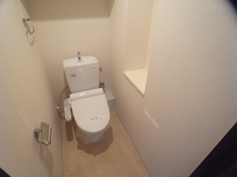 エステムプラザ神戸・大開通ルミナスのトイレ写真