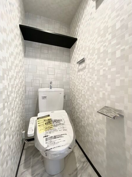 ＪＲ東海道本線 熱田駅 徒歩3分 12階建 築6年のトイレ写真