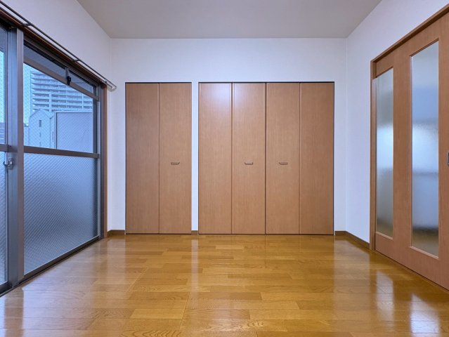 court yard 西宮北口の内装写真