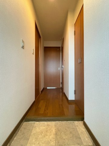 court yard 西宮北口の玄関写真