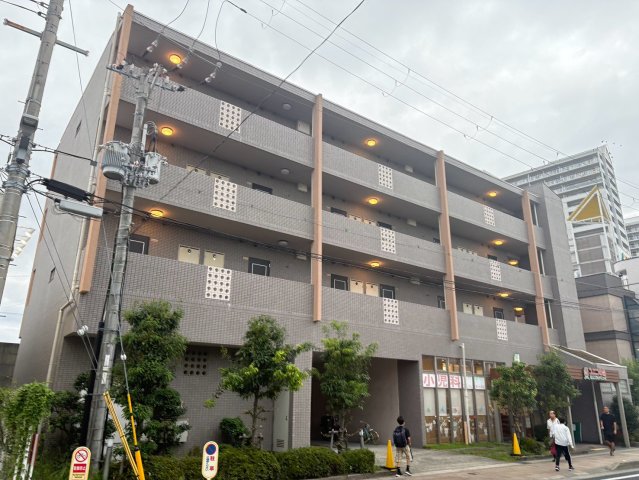 court yard 西宮北口の外観写真