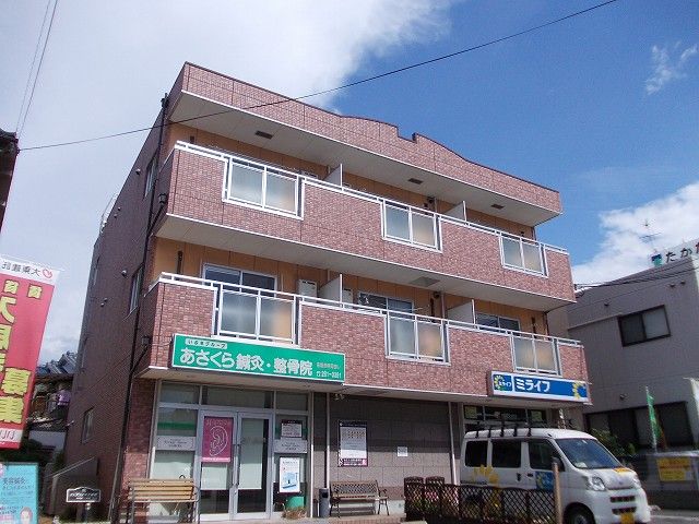インテックスIII番館の外観写真