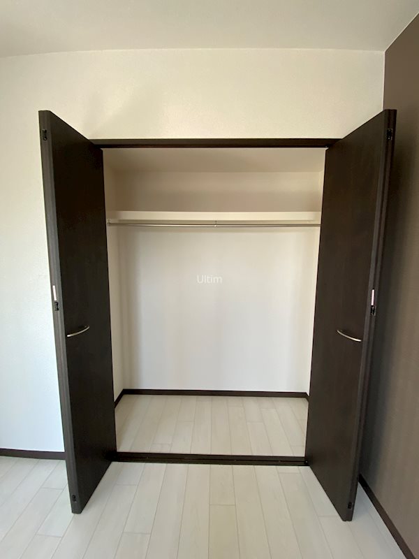 収納　同タイプ別部屋の写真です。ご参考までに