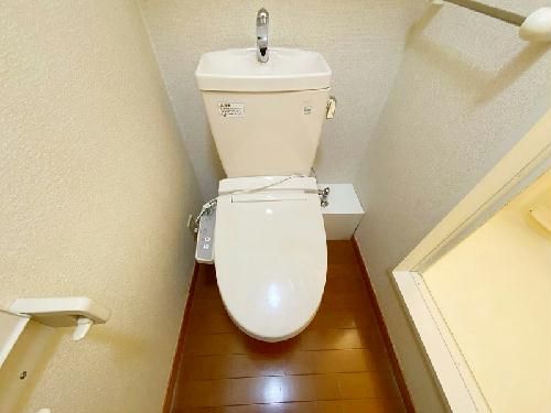 レオパレスQUATREのトイレ写真