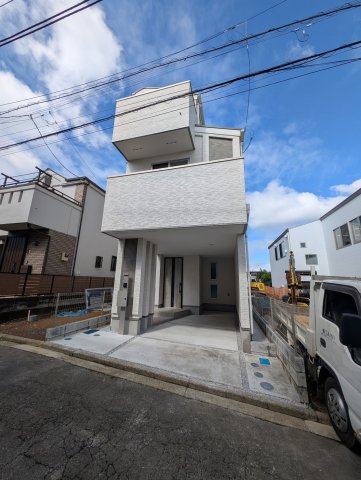 横浜市神奈川区高島台戸建