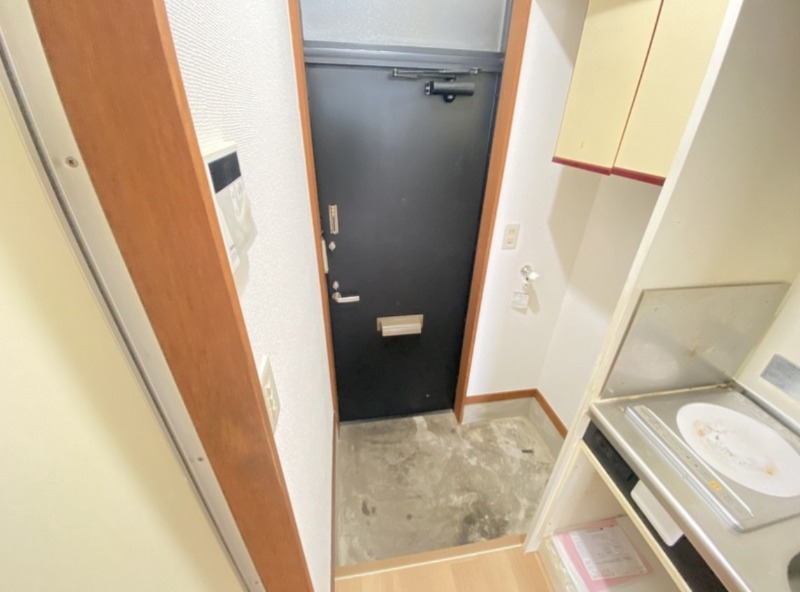 ＪＲ埼京線 北戸田駅 徒歩3分 2階建 築37年の玄関写真