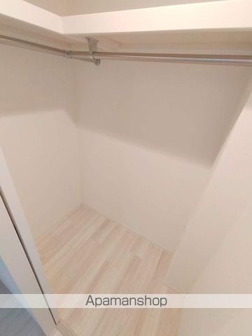 地下鉄御堂筋線 なんば駅 徒歩7分 13階建 築5年の内装写真