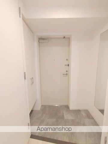 地下鉄御堂筋線 なんば駅 徒歩7分 13階建 築5年の玄関写真