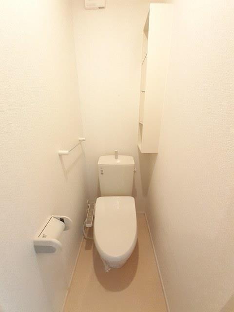 シュマンIIのトイレ写真