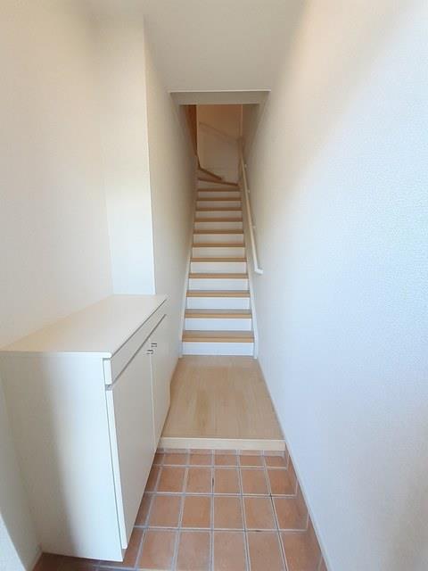 シュマンIIの玄関写真